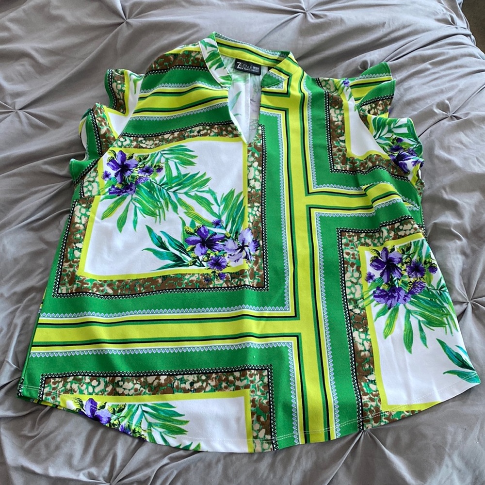 7th Ave shirt with flounce at the shoulder
